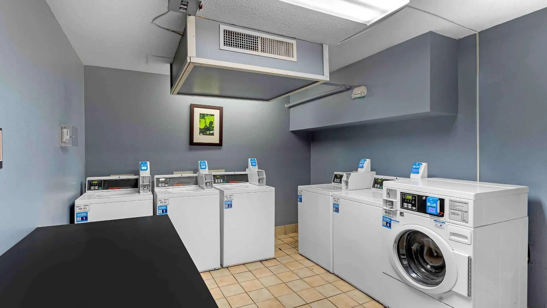Extended Stay America Suites - Memphis - Airport Hotel
