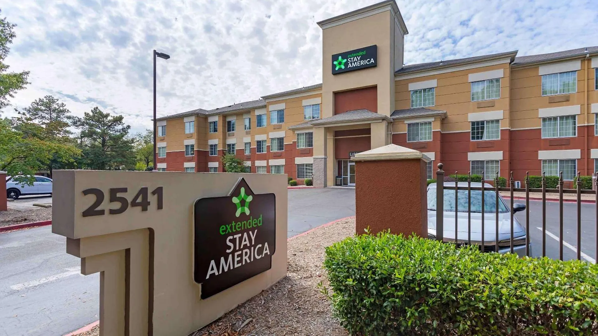 Extended Stay America Suites - Memphis - Airport Hotel